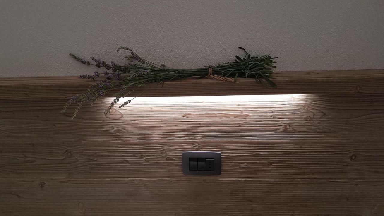 B&B Il Crocevia Teglio Eksteriør billede