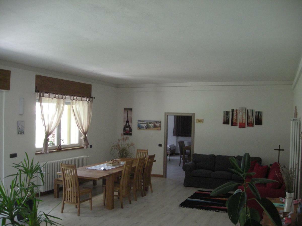 B&B Il Crocevia Teglio Eksteriør billede
