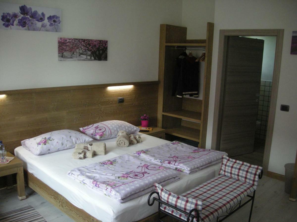 B&B Il Crocevia Teglio Eksteriør billede