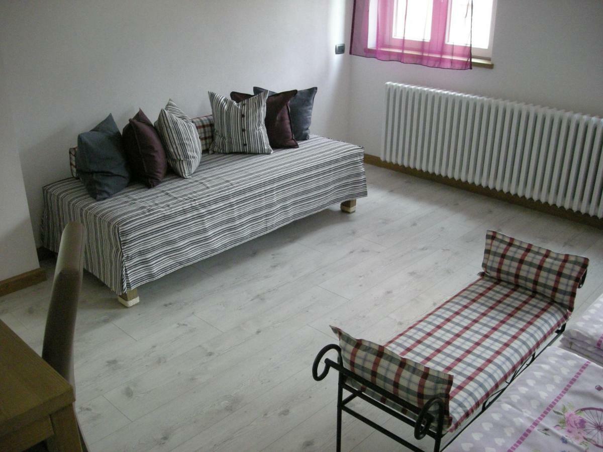 B&B Il Crocevia Teglio Eksteriør billede